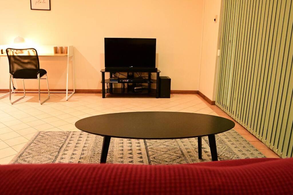 Spacious Studio In Alicesprings Queenbed+Ksairbed Alice Springs Buitenkant foto